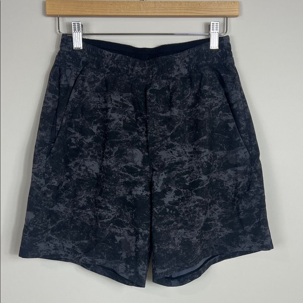 Lululemon Men's Athletic Shorts‎ Gym Lined Pace Breaker Size Small